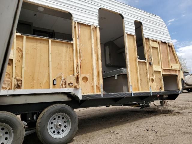 2022 Coleman Travel Trailer