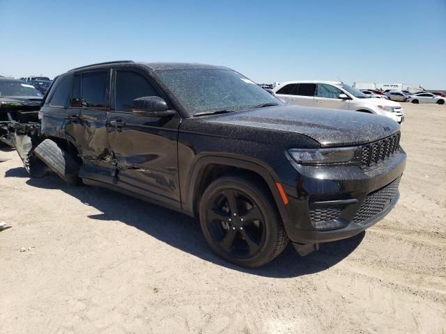 2022 Jeep Grand Cherokee Laredo