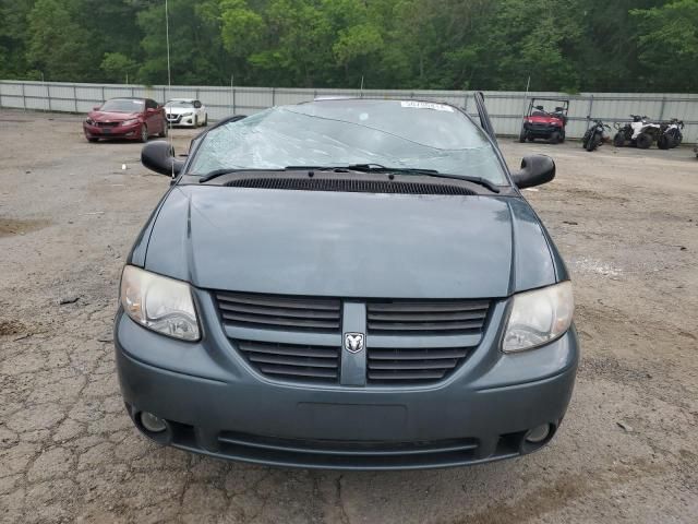 2005 Dodge Grand Caravan SXT