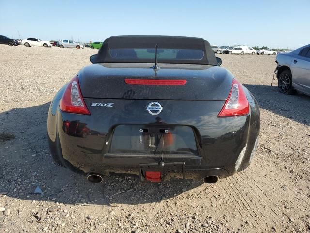 2014 Nissan 370Z Base