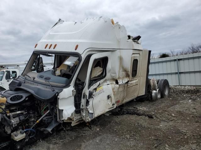 2016 Freightliner Cascadia 125