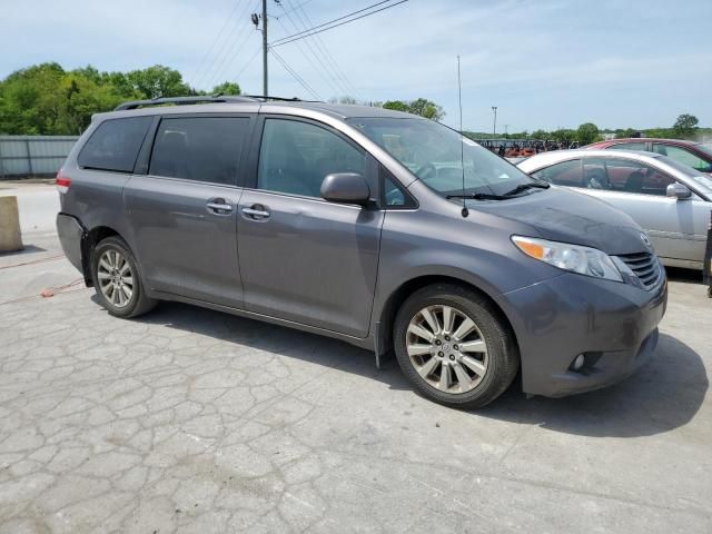 2013 Toyota Sienna XLE