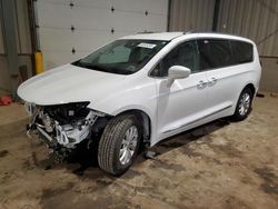 Chrysler Vehiculos salvage en venta: 2019 Chrysler Pacifica Touring L