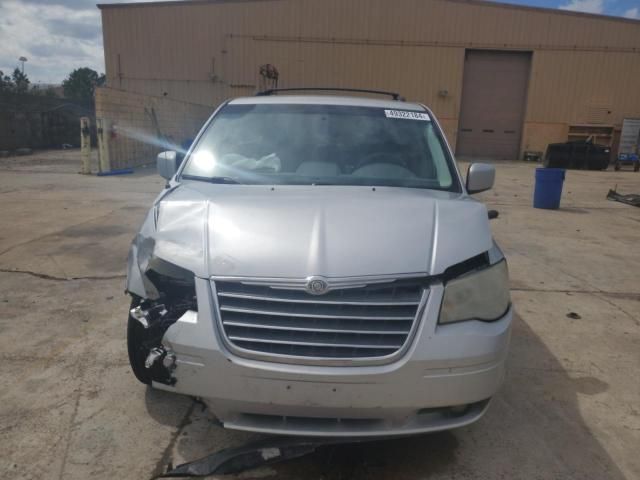 2009 Chrysler Town & Country Touring