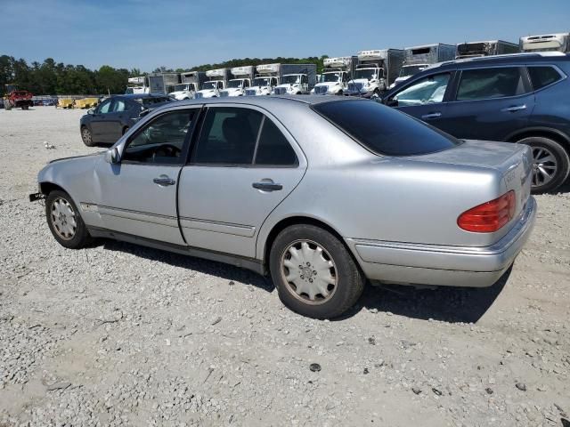 1999 Mercedes-Benz E 320