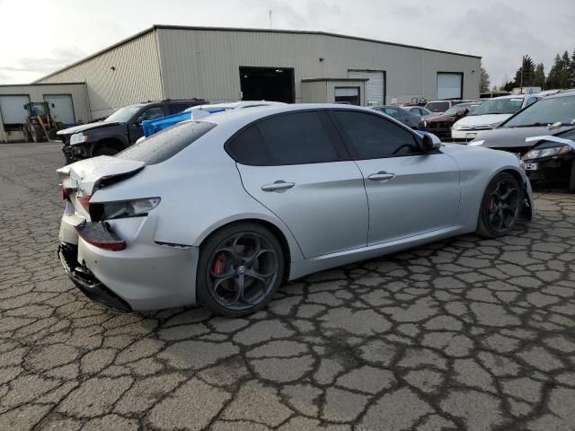 2017 Alfa Romeo Giulia TI