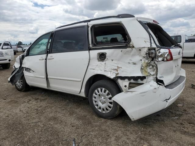 2007 Toyota Sienna CE