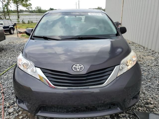 2011 Toyota Sienna LE