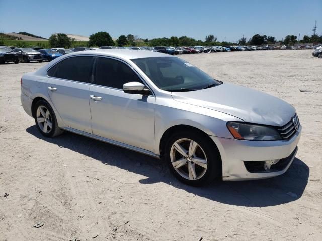 2014 Volkswagen Passat SE