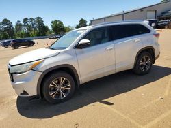 Salvage cars for sale from Copart Longview, TX: 2016 Toyota Highlander XLE