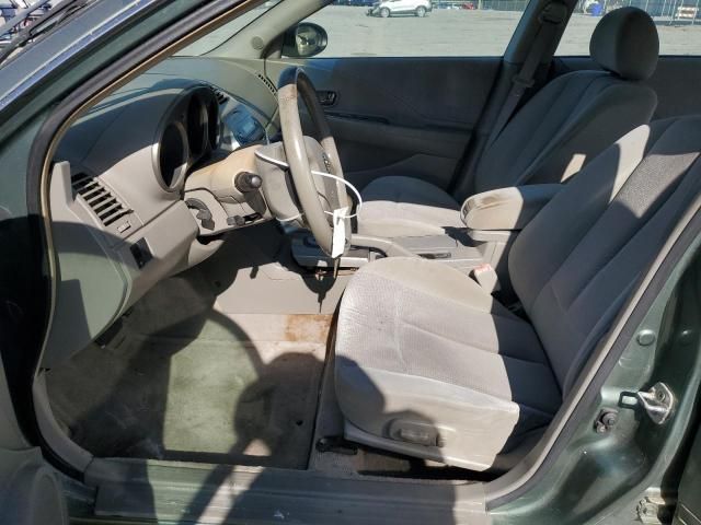 2003 Nissan Altima Base