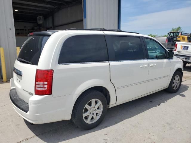 2010 Chrysler Town & Country Touring