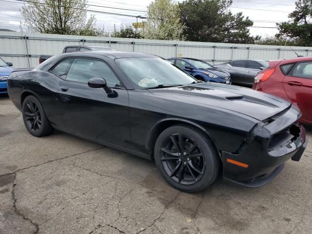 2016 Dodge Challenger SXT