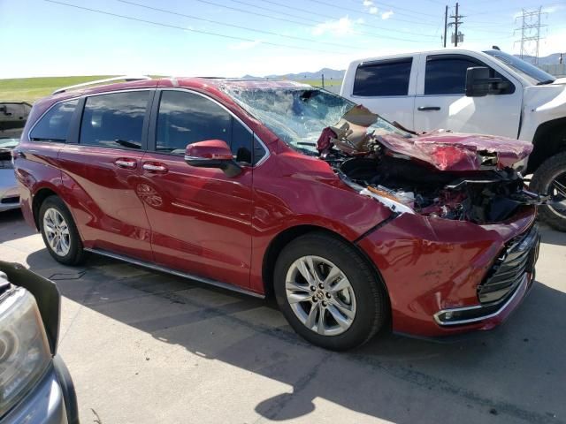 2023 Toyota Sienna Limited