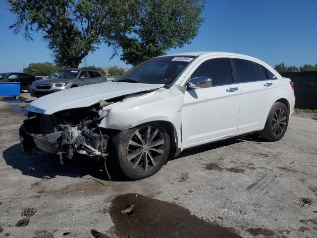 2013 Chrysler 200 Touring