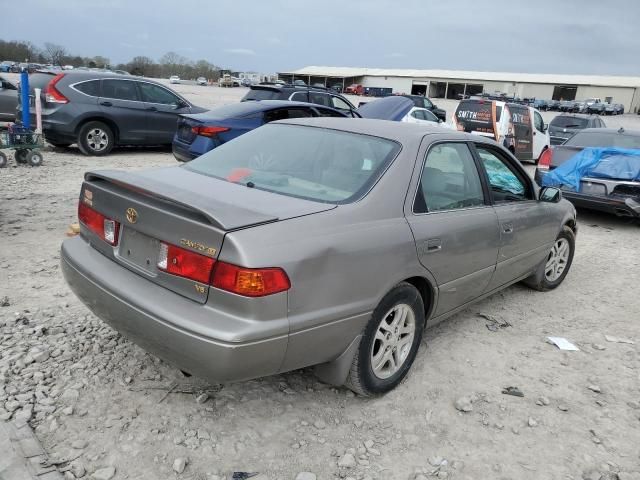 2000 Toyota Camry LE