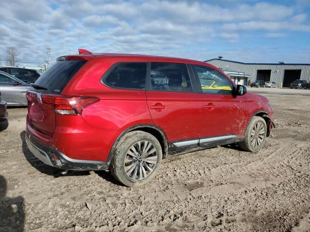 2020 Mitsubishi Outlander SE