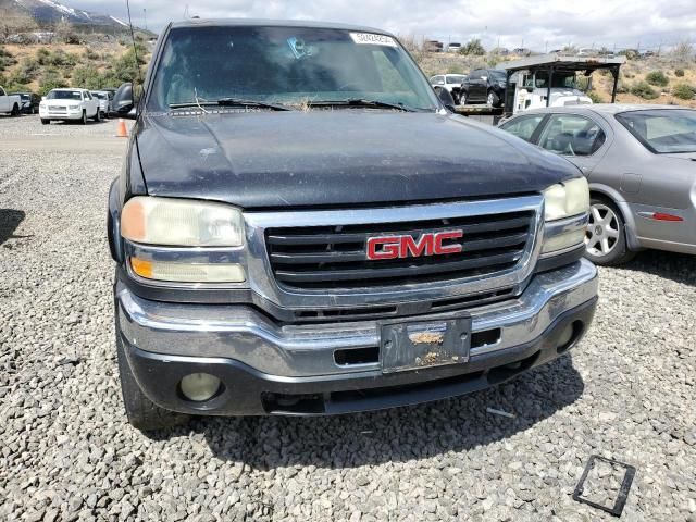 2004 GMC Sierra K2500 Heavy Duty