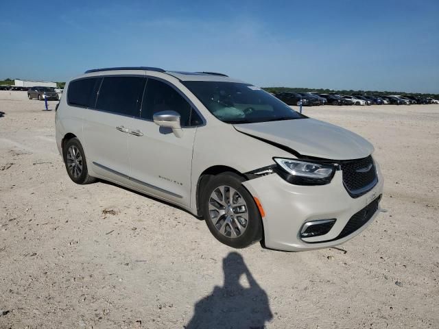 2021 Chrysler Pacifica Hybrid Pinnacle