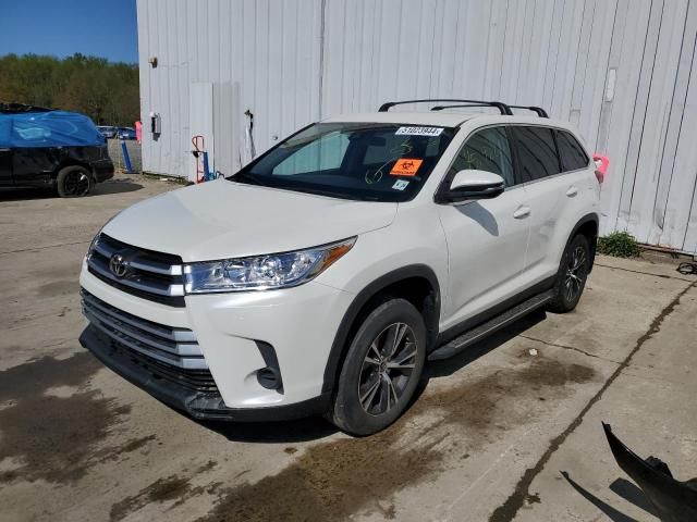 2019 Toyota Highlander LE