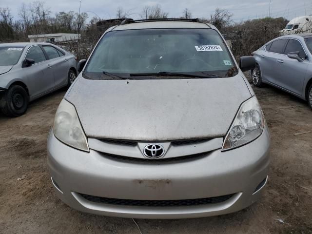 2010 Toyota Sienna CE