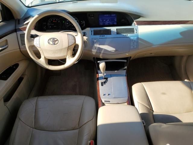 2010 Toyota Avalon XL