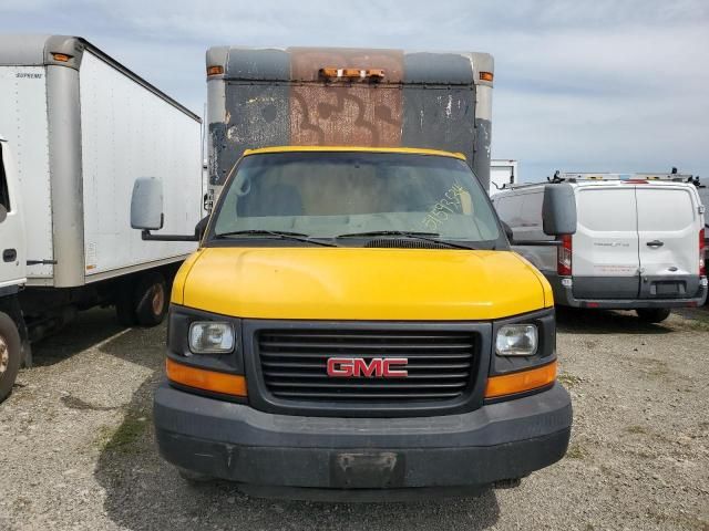 2008 GMC Savana Cutaway G3500