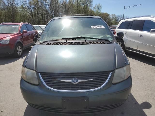 2004 Chrysler Town & Country Touring