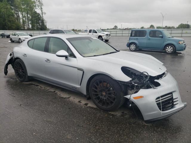 2015 Porsche Panamera GTS