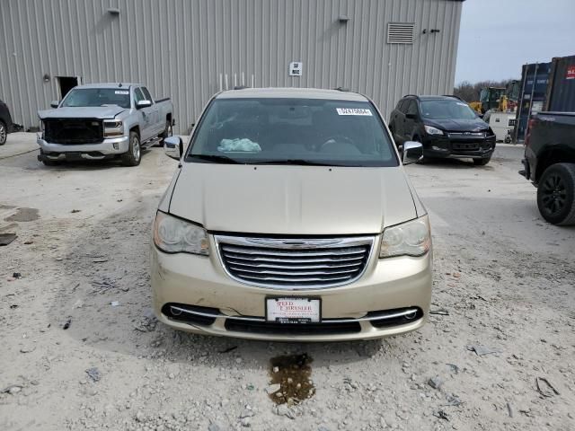 2011 Chrysler Town & Country Touring L