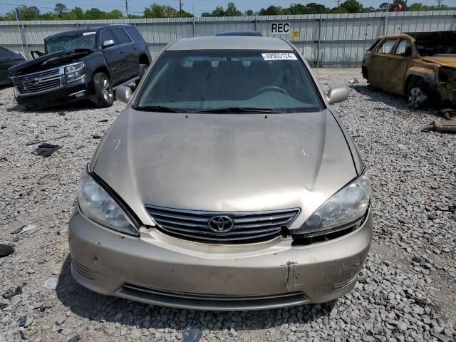 2005 Toyota Camry LE