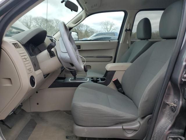 2010 Ford Escape XLS