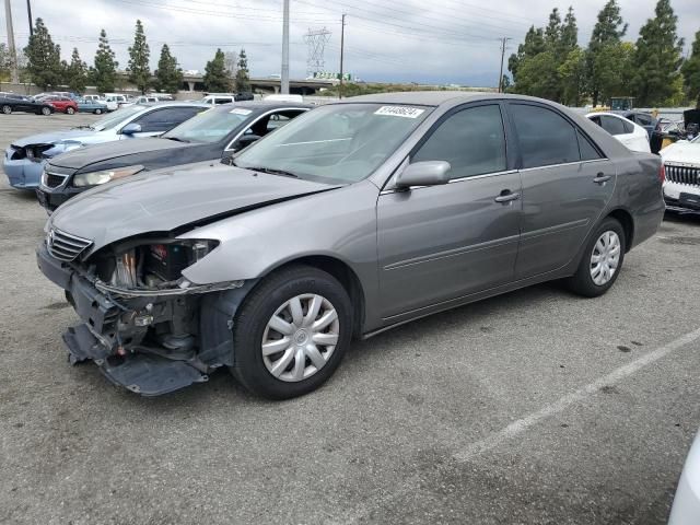 2005 Toyota Camry LE