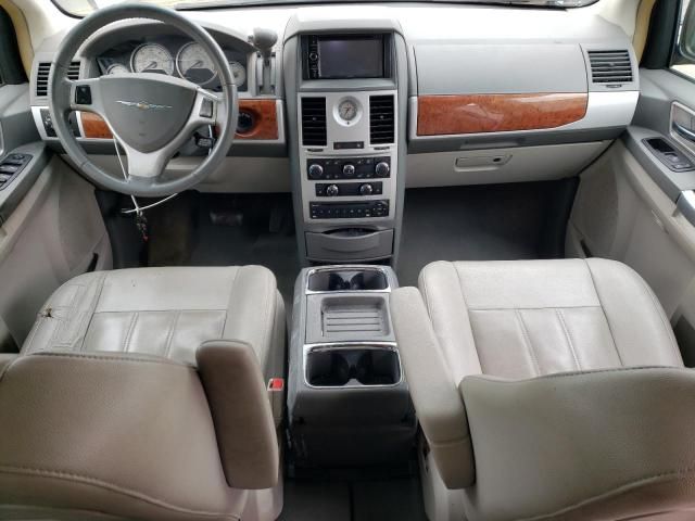 2008 Chrysler Town & Country Touring