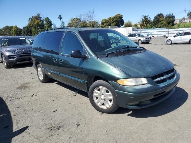 1997 Dodge Grand Caravan SE