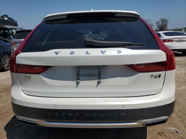 2017 Volvo V90 Cross Country T6 Inscription