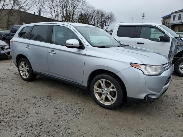 2014 Mitsubishi Outlander SE