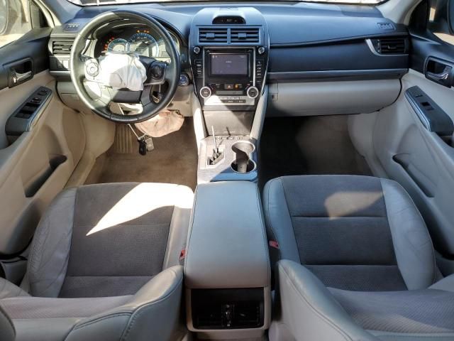 2014 Toyota Camry Hybrid