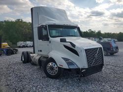 Salvage cars for sale from Copart York Haven, PA: 2021 Volvo VN VNL