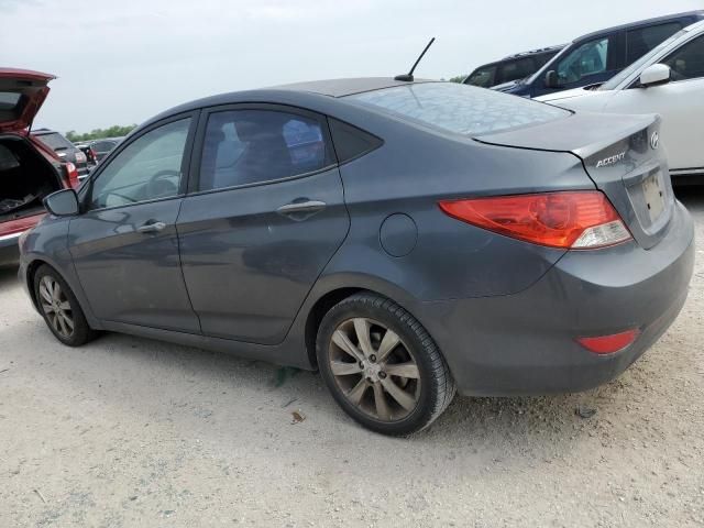 2013 Hyundai Accent GLS