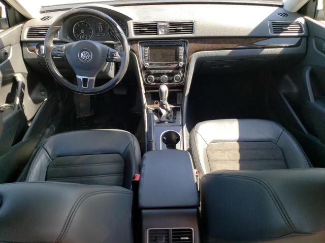 2015 Volkswagen Passat SEL