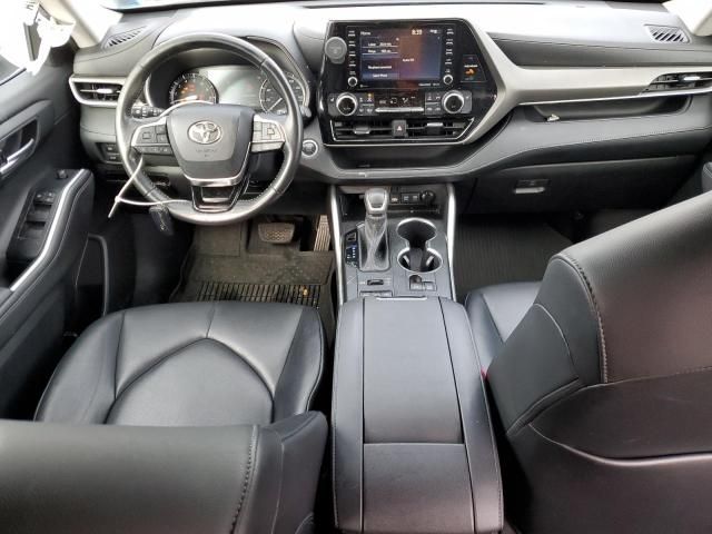 2021 Toyota Highlander XLE