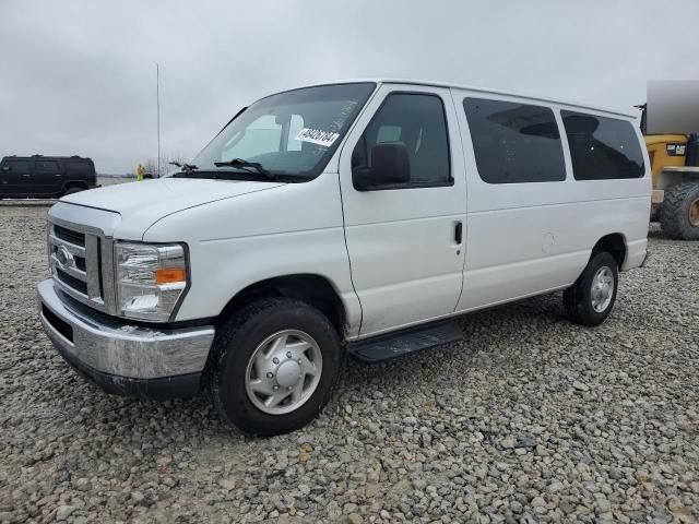 2014 Ford Econoline E350 Super Duty Wagon