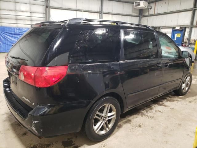 2009 Toyota Sienna CE