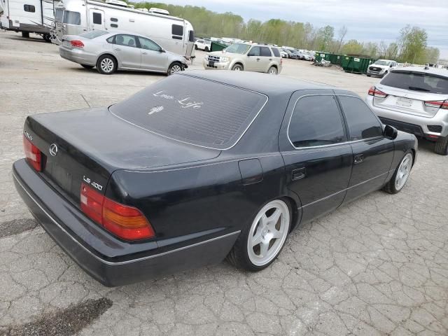 1996 Lexus LS 400