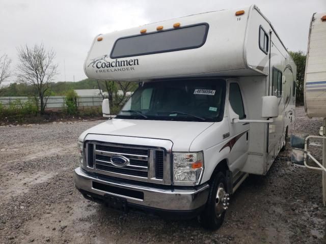 2014 Ford Econoline E450 Super Duty Cutaway Van