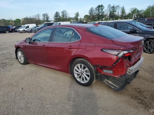 2022 Toyota Camry LE