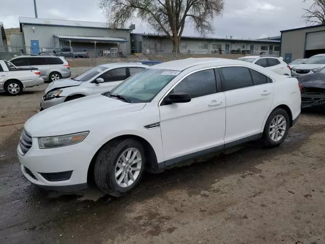 2013 Ford Taurus SE