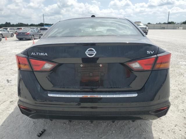 2022 Nissan Altima SV