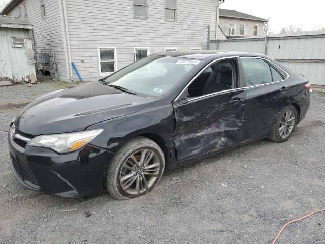 2016 Toyota Camry Hybrid